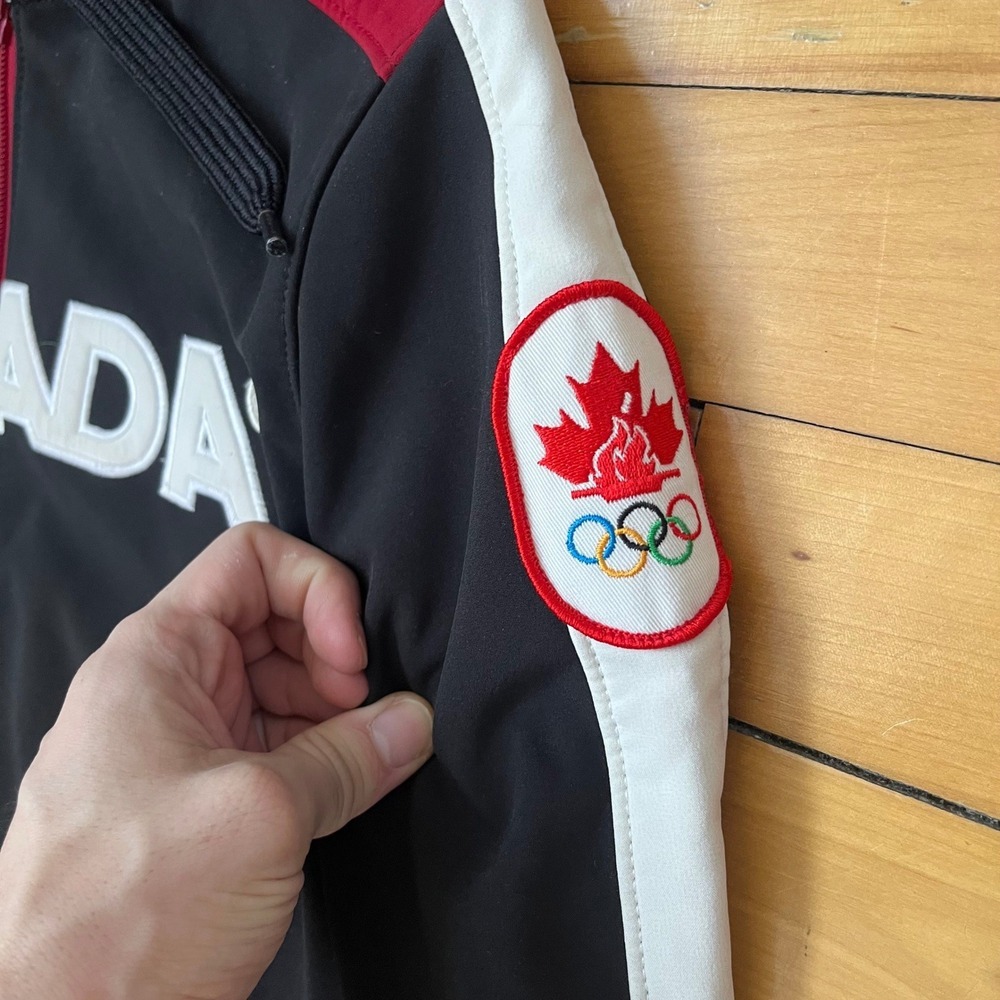 Hudson's Bay Co Team Canada 2010 Vancouver Olympics Zip Up Hoodie Womens Small - Picture 5 of 8